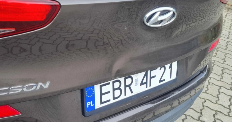 Hyundai Tucson cena 83500 przebieg: 154000, rok produkcji 2018 z Brzeziny małe 56